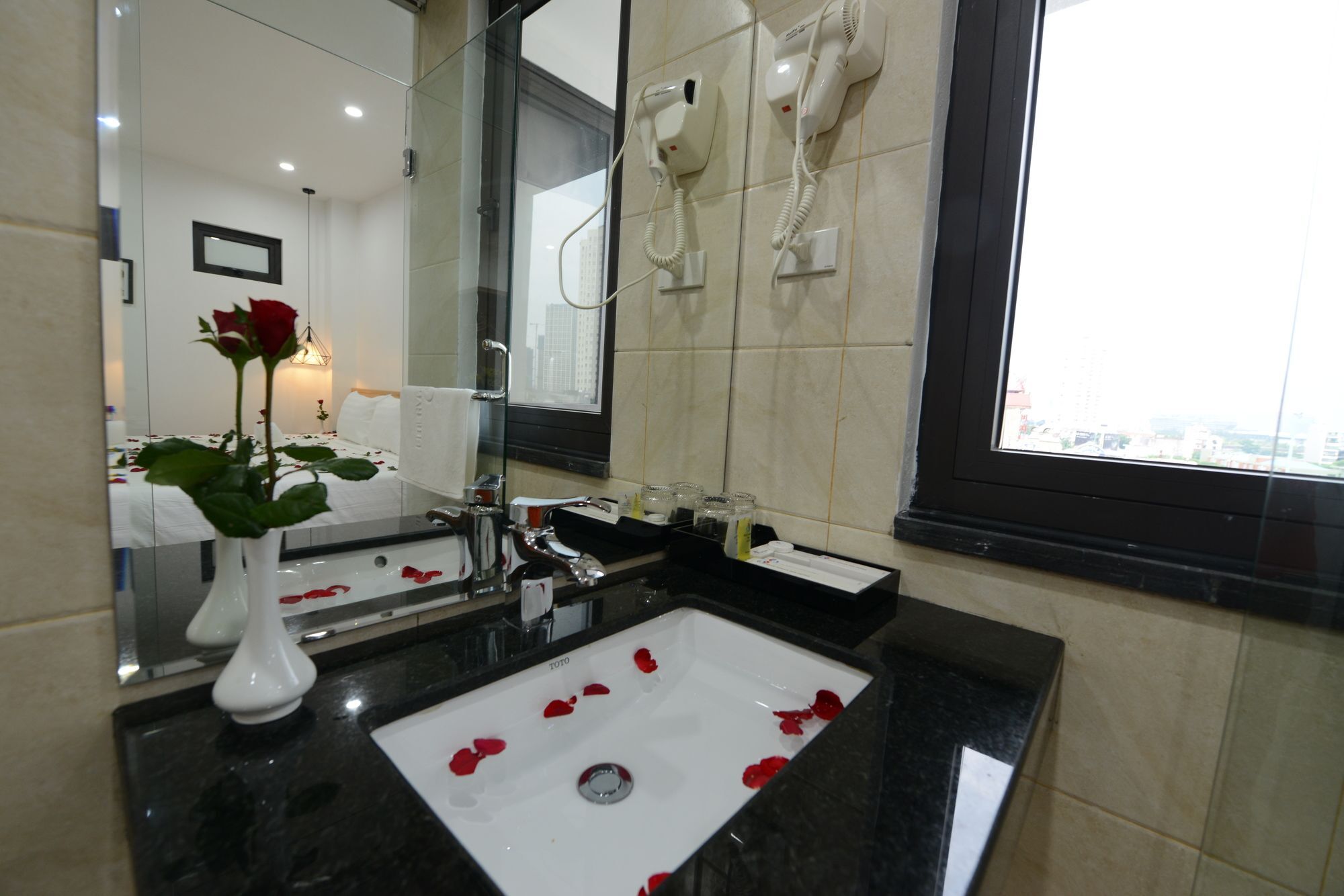 Blue Hanoi Inn City Hotel Экстерьер фото