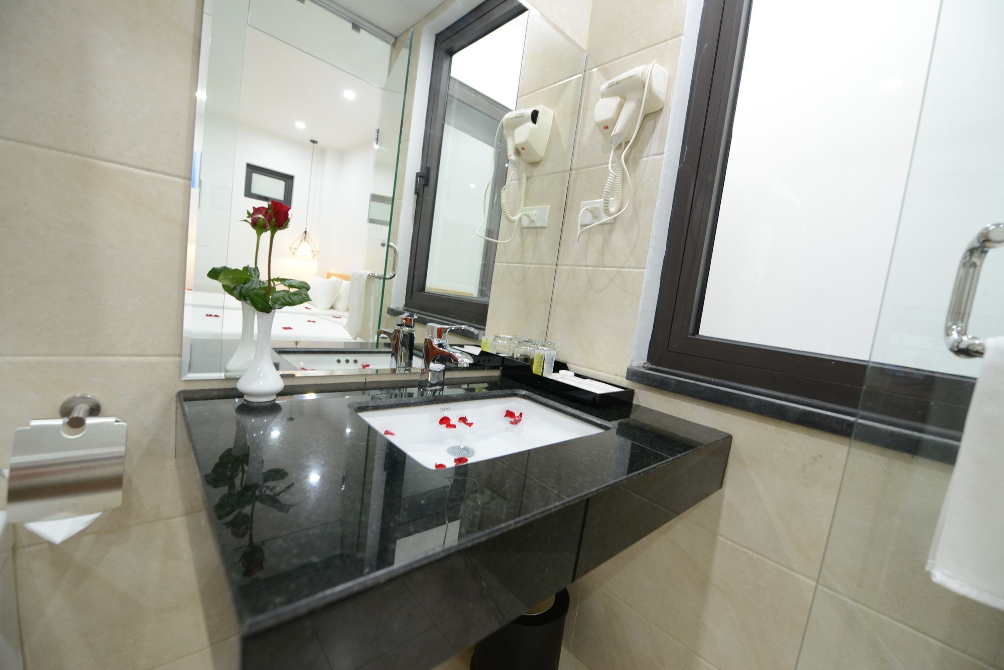 Blue Hanoi Inn City Hotel Экстерьер фото